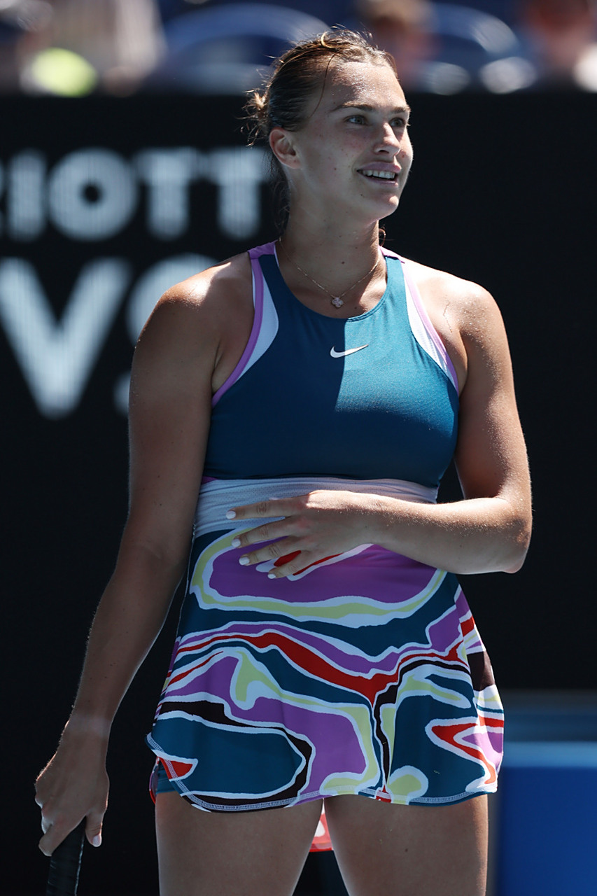 还凭借其领 还凭借其领