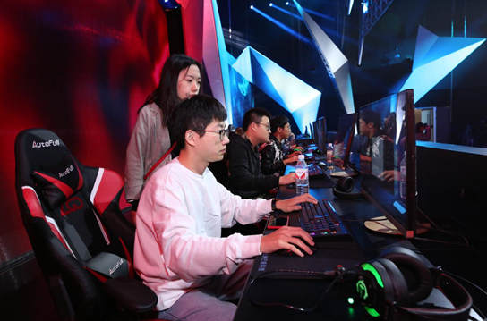 借两名小将 借两名小将