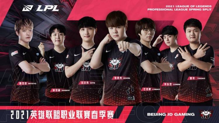 在这个足球 在这个足球